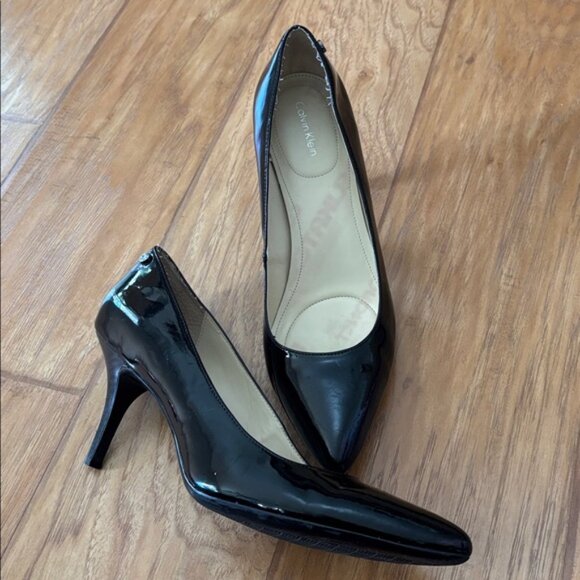 Black Patent Leather Heels - Picture 2 of 4